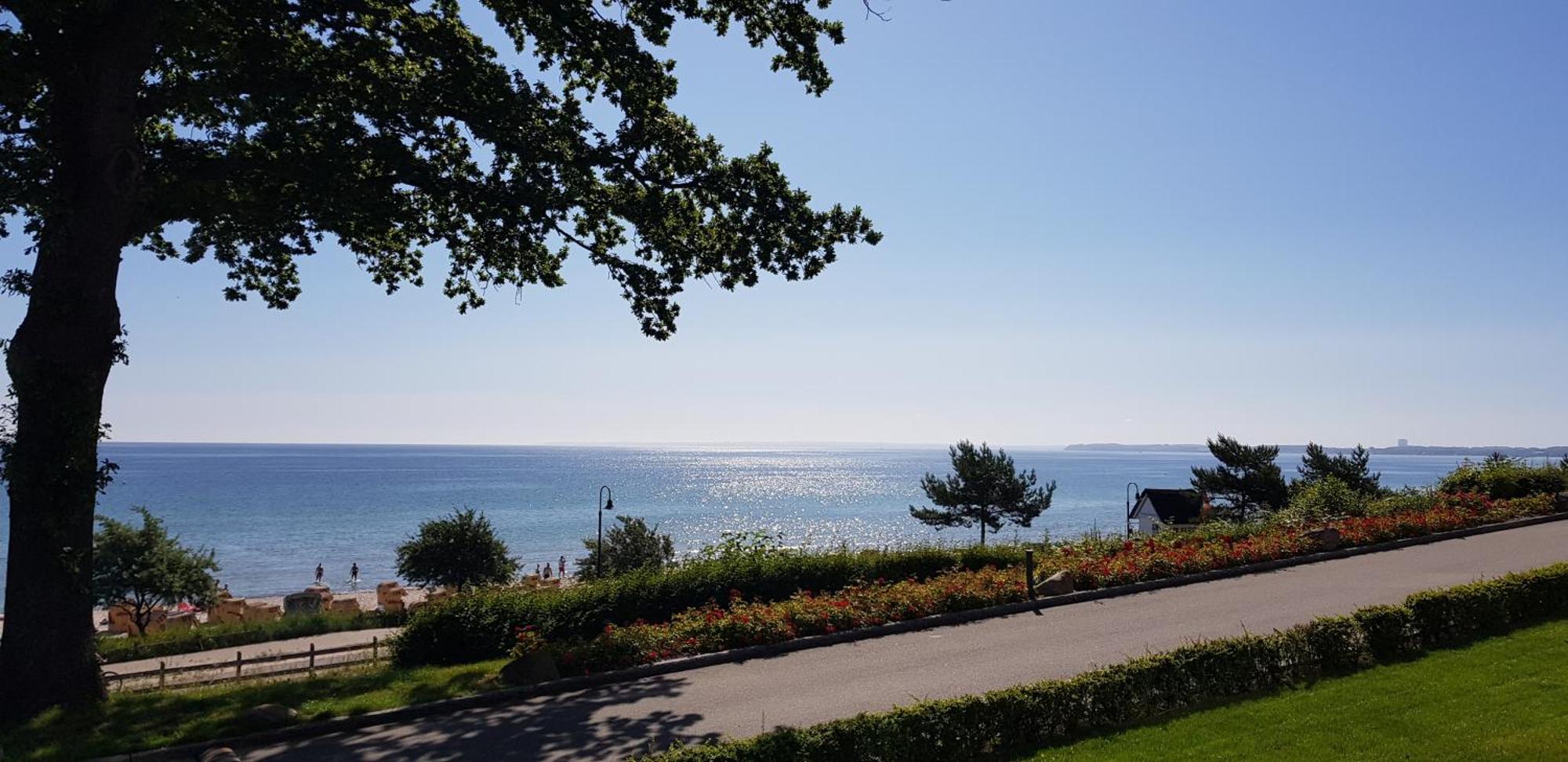 Panorama-Meerblick Am Scharbeutzer Strand מראה חיצוני תמונה