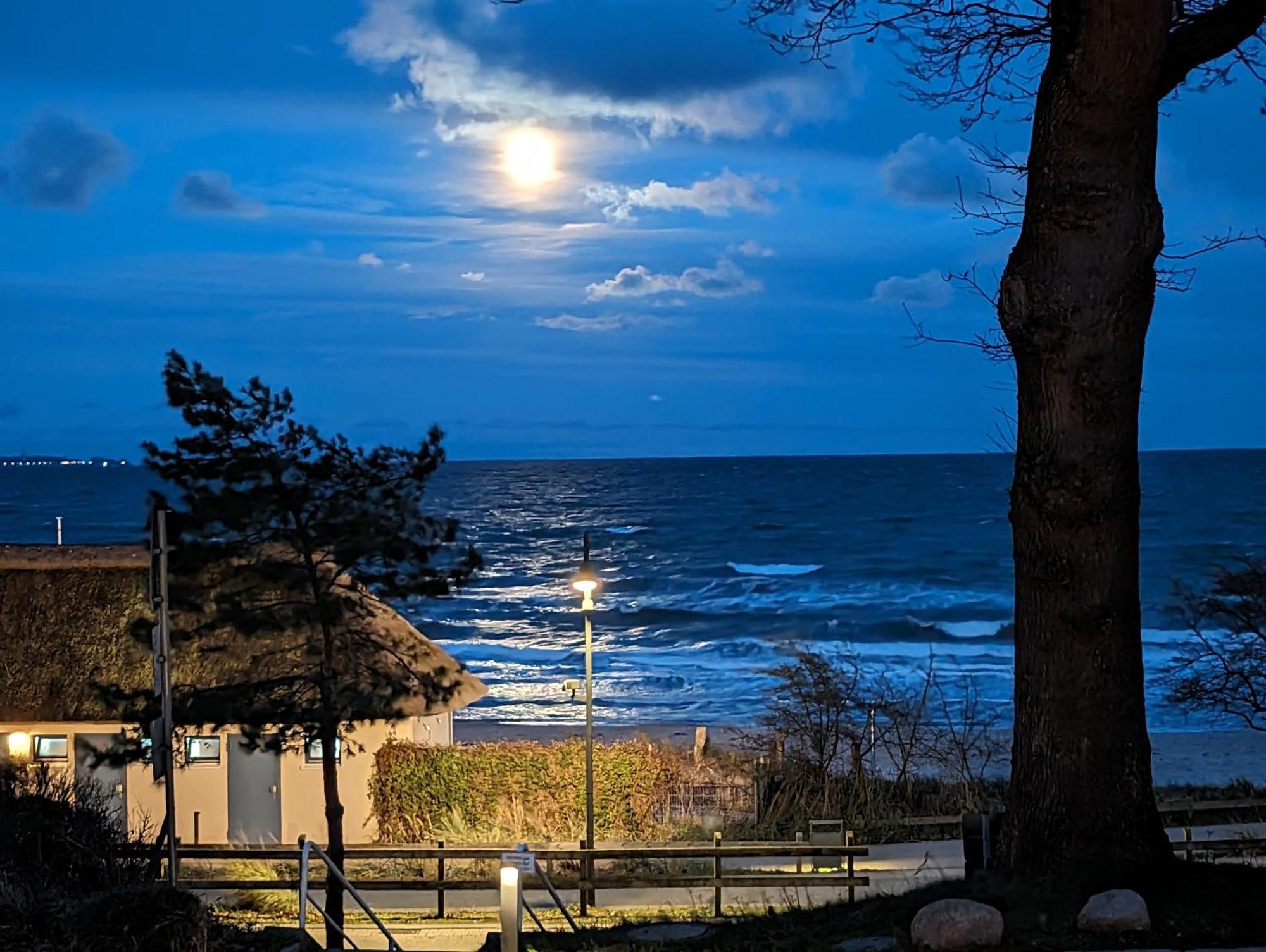 Panorama-Meerblick Am Scharbeutzer Strand מראה חיצוני תמונה